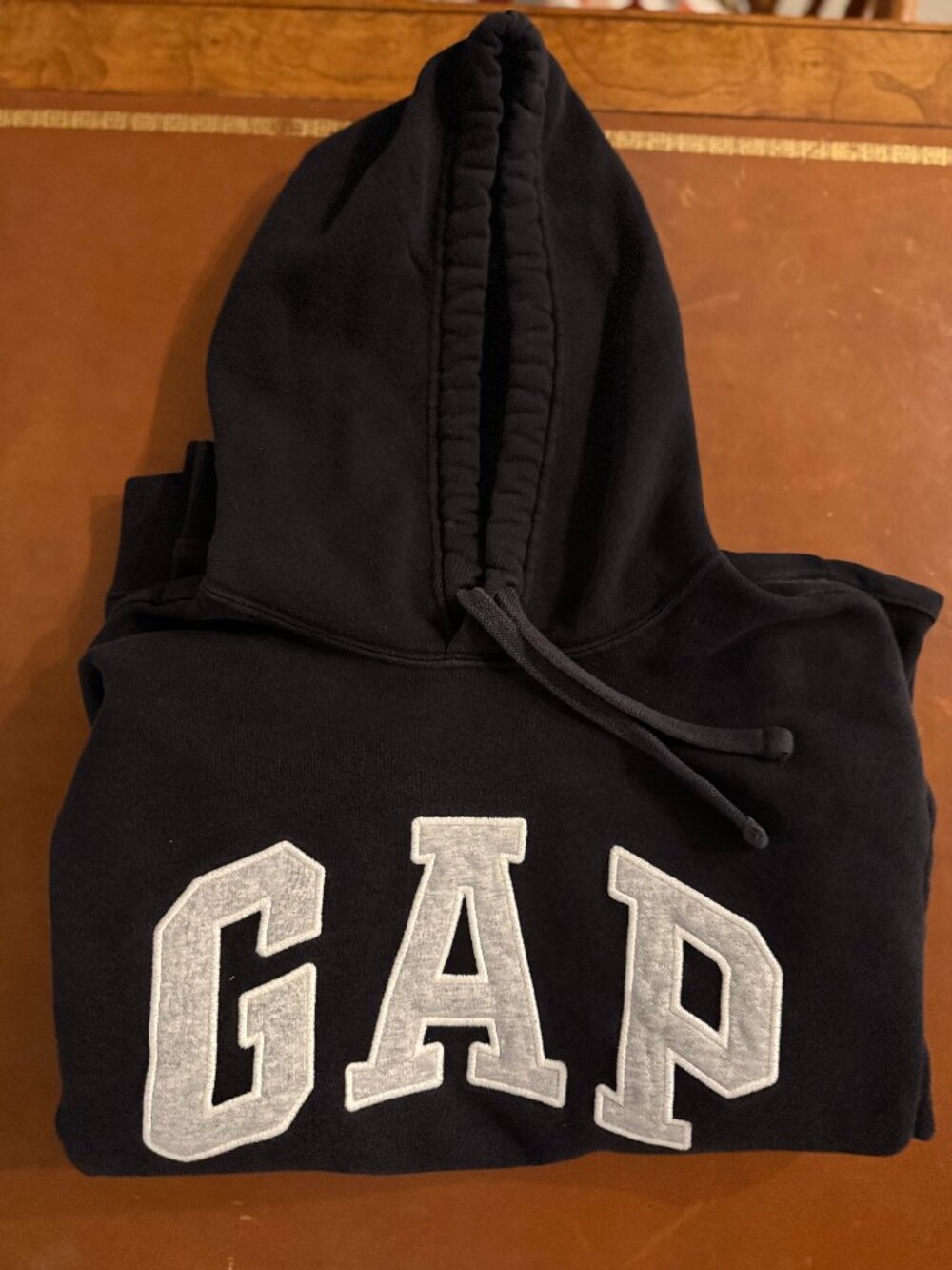 Men's GAP black hoodie